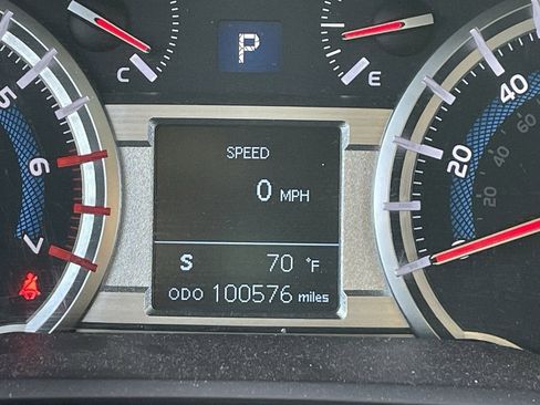 Used 2018 Toyota 4Runner SR5 image 8