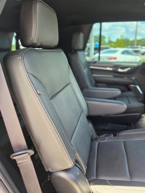 Used 2023 GMC Yukon Denali RWD image 28
