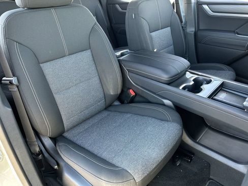 New 2026 GMC Acadia Elevation AWD/4WD image 28