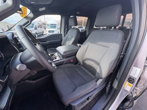 Used 2022 Ford F150 XLT w/ Equipment Group 302A High image 29