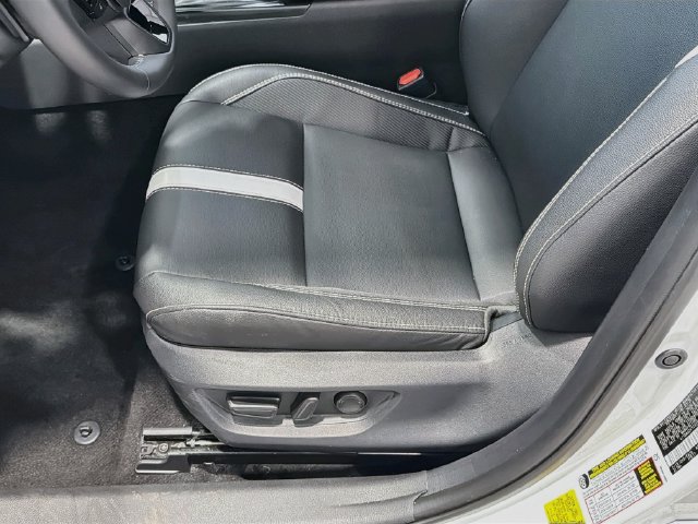 Certified 2026 Toyota Camry SE FWD image 15