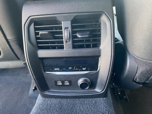 Used 2021 BMW 330e 330e w/ Convenience Package image 22