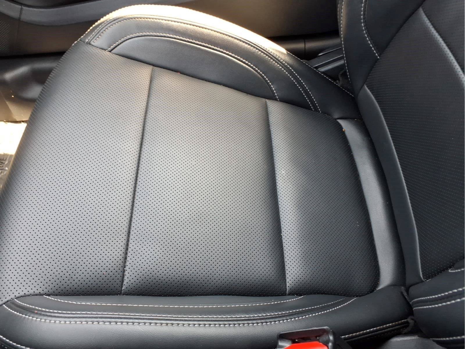 Used 2025 Ford Mustang Premium RWD image 23