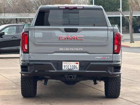 Used 2024 GMC Sierra 1500 AT4X image 5