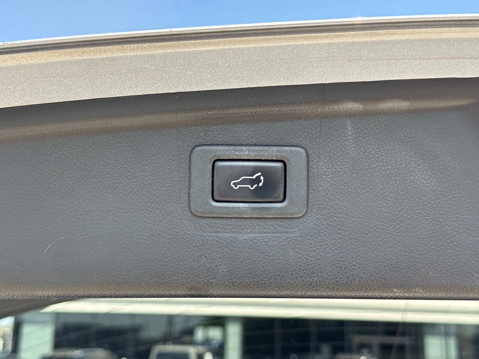 Used 2019 Subaru Outback 2.5i Limited AWD/4WD image 14