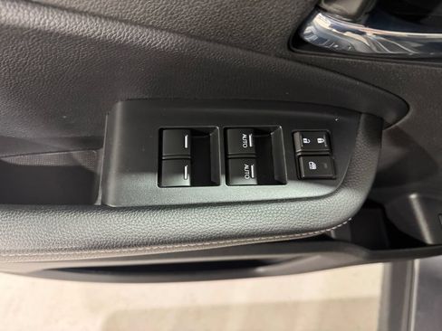 Used 2025 Honda Ridgeline RTL image 17