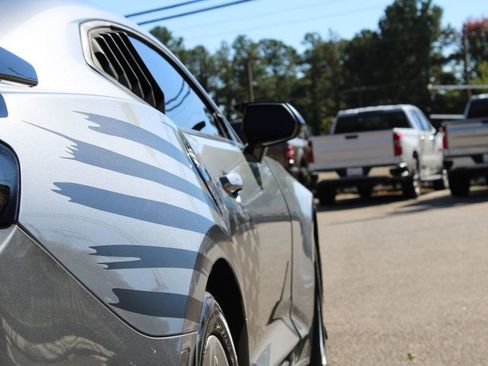 Used 2020 Chevrolet Camaro LT w/ RS Package image 30