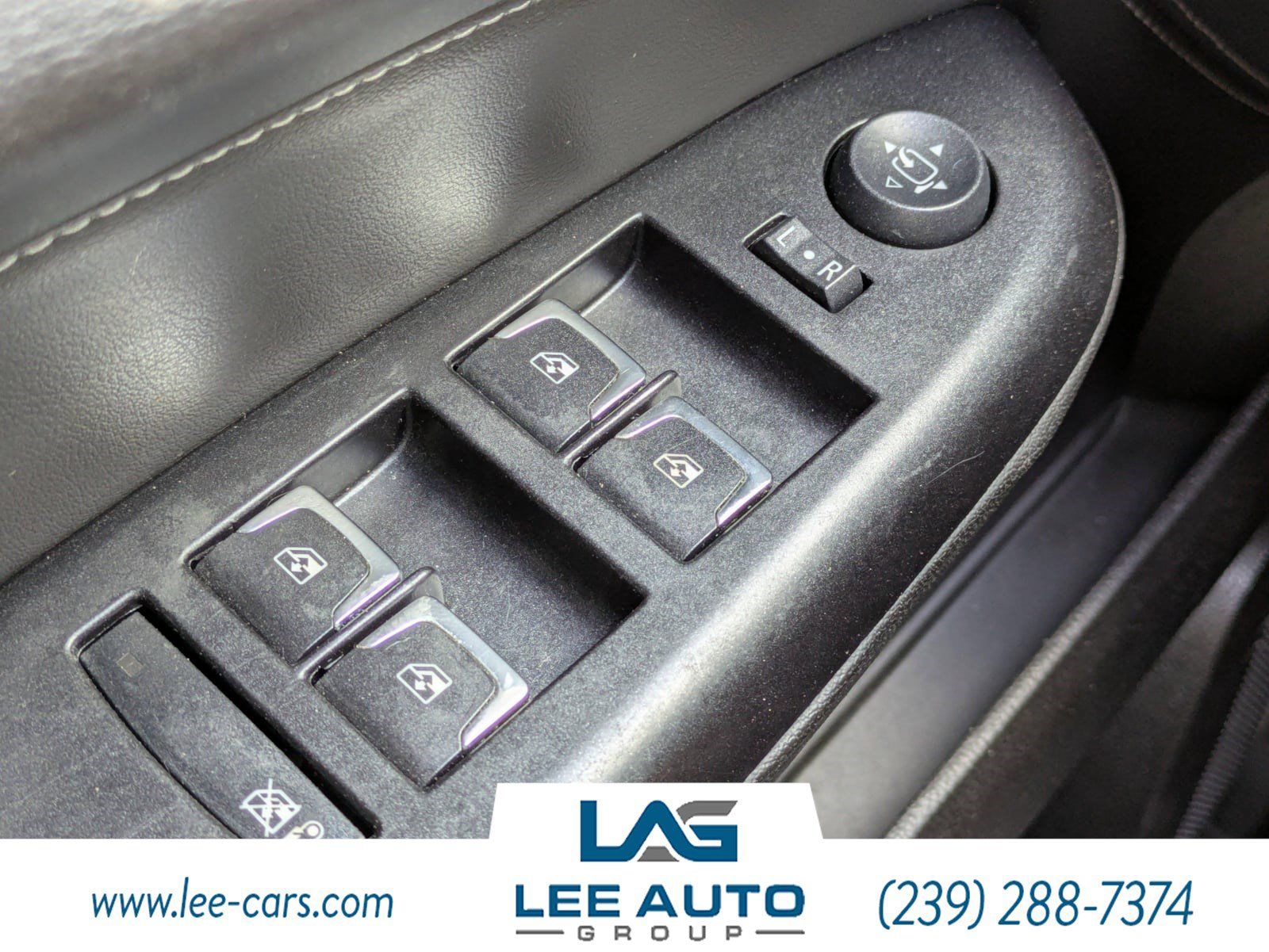 Used 2016 Cadillac SRX Luxury w/ Driver Awareness Package FWD image 20