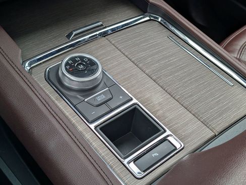 Used 2024 Ford Expedition Max Limited image 25