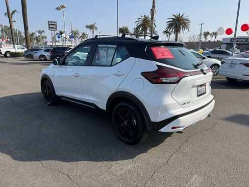 Certified 2023 Nissan Kicks SR w/ Interior Electronics Package image 4