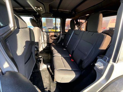 Used 2021 Jeep Wrangler Unlimited Sport image 15