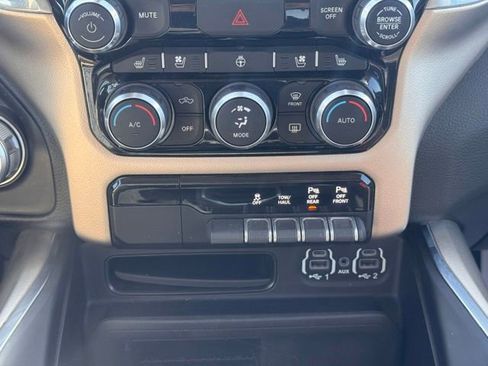 Used 2020 RAM 1500 Laramie AWD/4WD image 22