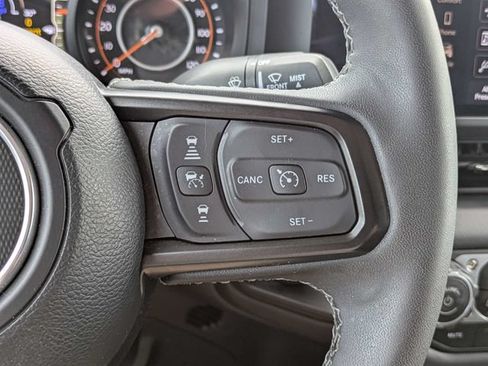 Used 2025 Jeep Gladiator Sport AWD/4WD image 25