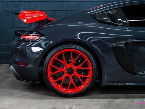 Used 2023 Porsche 718 Cayman GT4 RS image 11