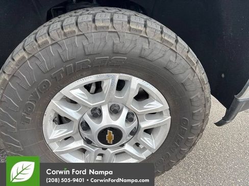 Used 2021 Chevrolet Silverado 2500 LT w/ Fleet Comfort Package AWD/4WD image 9