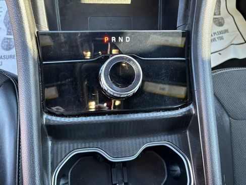 Used 2024 Jeep Grand Cherokee L Laredo image 30