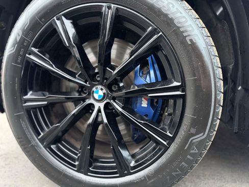 Used 2022 BMW X5 M50i w/ Executive Package image 24