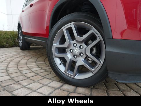 Used 2023 Honda Passport EX-L image 17