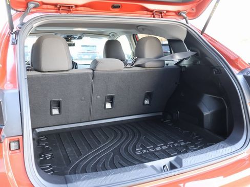 Used 2024 Subaru Crosstrek 2.0i Premium image 16