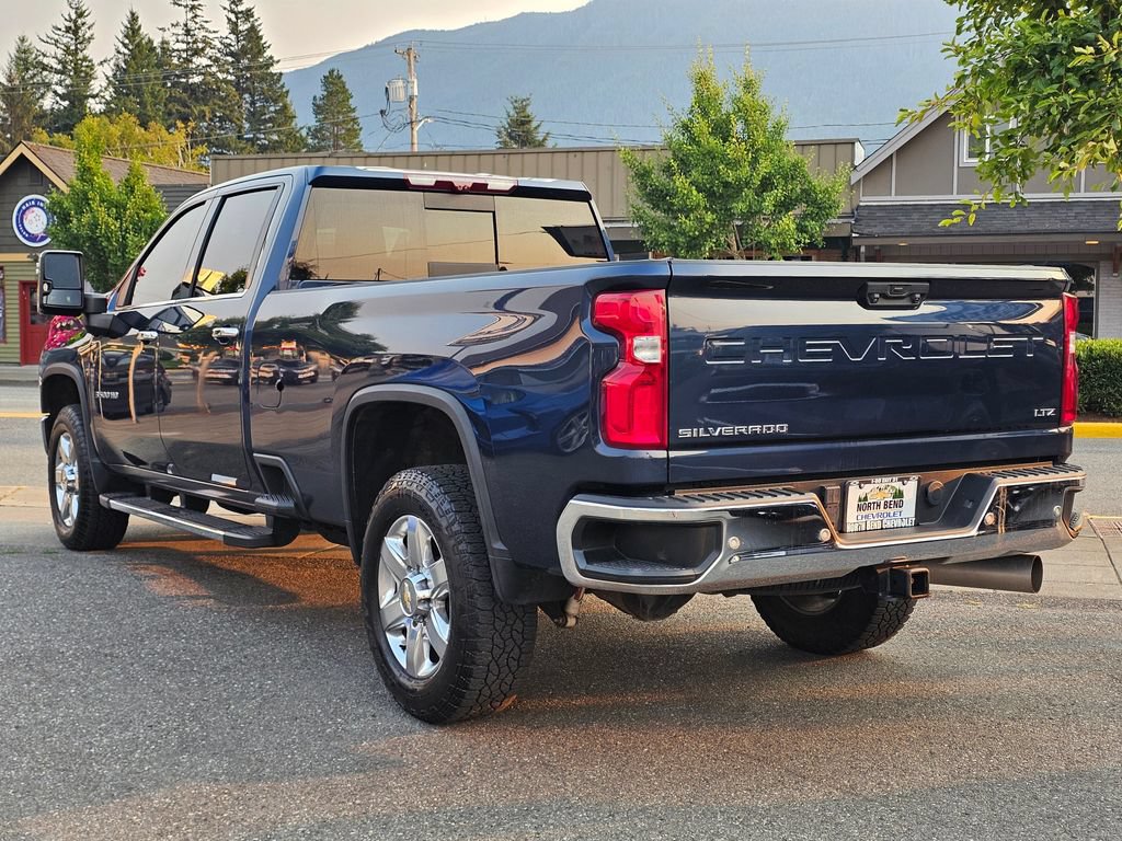 Certified 2022 Chevrolet Silverado 3500 LTZ w/ LTZ Premium Package AWD/4WD image 7