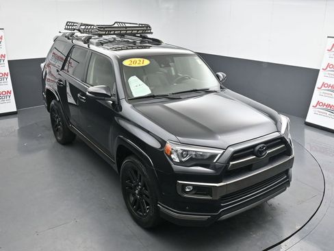 Used 2021 Toyota 4Runner Nightshade image 28