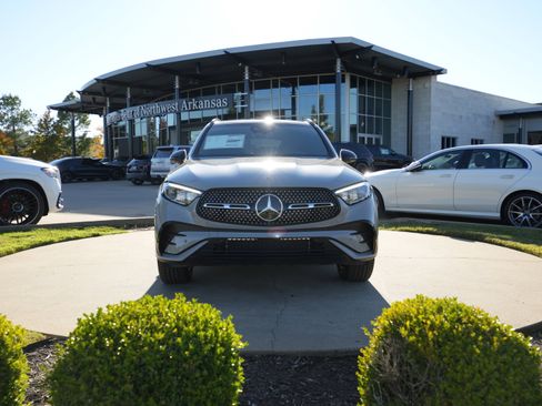 New 2026 Mercedes-Benz GLC 300 4MATIC image 2