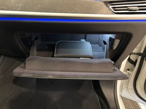 Used 2022 BMW X7 xDrive40i w/ Luxury Seating Package image 40