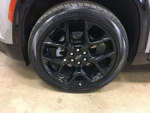 Used 2024 Chevrolet Traverse RS w/ LPO, Floor Liner Package image 11