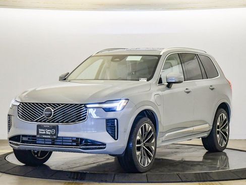 New 2026 Volvo XC90 T8 Ultra w/ Protection Package Premier AWD/4WD image 1