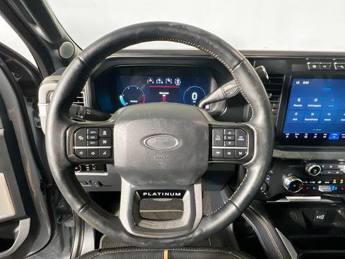 Used 2024 Ford F250 Platinum AWD/4WD image 17