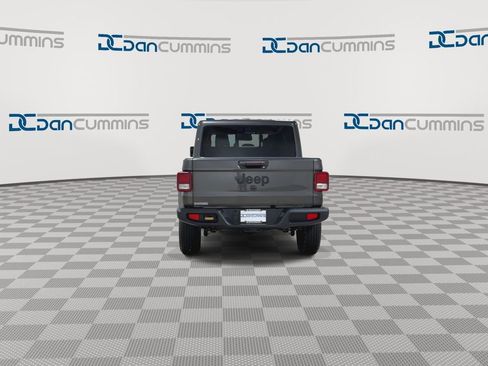 New 2026 Jeep Gladiator Sport AWD/4WD image 7