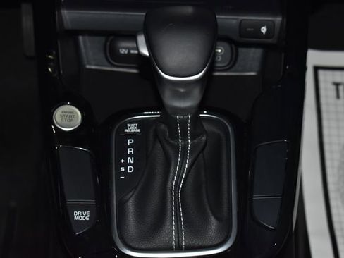 Used 2023 Kia Soul GT-Line image 19