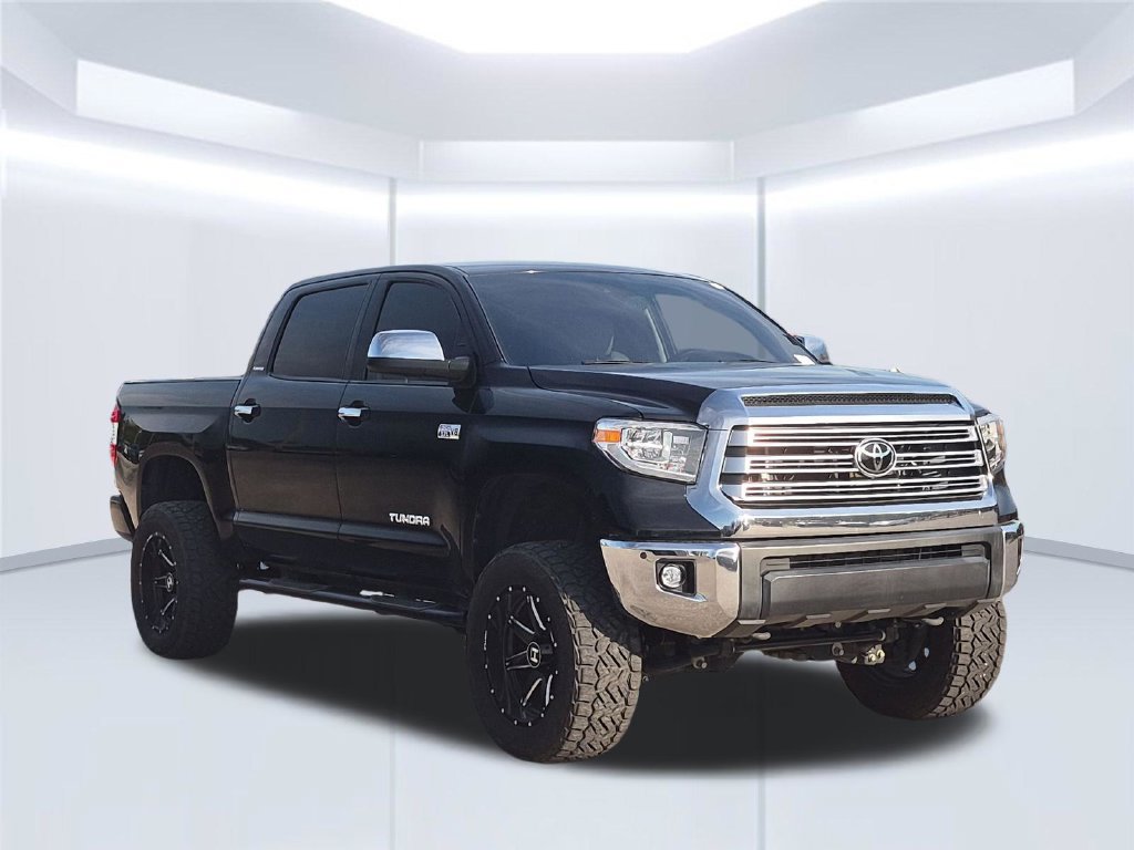 Used 2021 Toyota Tundra Limited w/ Limited Premium Package AWD/4WD image 8