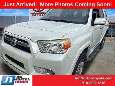 Used 2013 Toyota 4Runner SR5 image 5