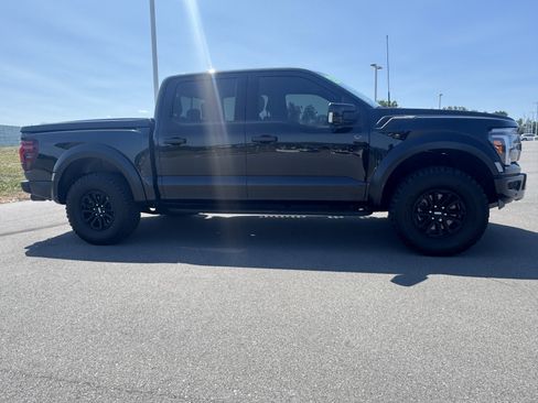 Used 2025 Ford F150 Raptor AWD/4WD image 2