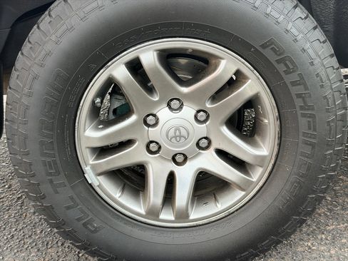 Used 2005 Toyota Sequoia Limited image 43