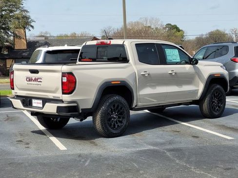 New 2026 GMC Canyon Elevation w/ Convenience Package image 4