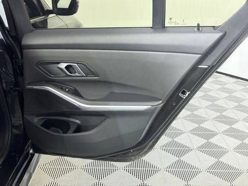 Used 2025 BMW 330i xDrive Sedan image 17