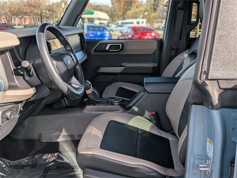 Used 2022 Ford Bronco Wildtrak image 14