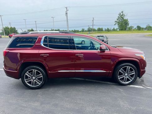 Used 2018 GMC Acadia Denali w/ Technology Package AWD/4WD image 5