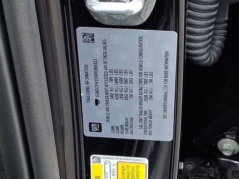 Used 2024 Chevrolet Suburban Premier image 35