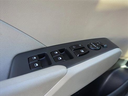 Used 2021 Hyundai Accent SE image 22