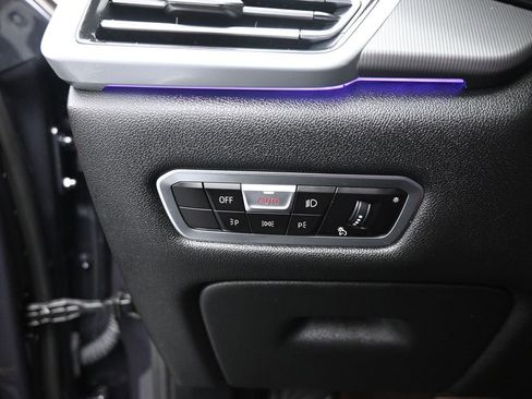 Used 2022 BMW X6 xDrive40i w/ Executive Package image 14