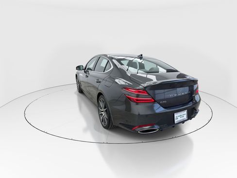 Used 2024 Genesis G70 2.5T image 6