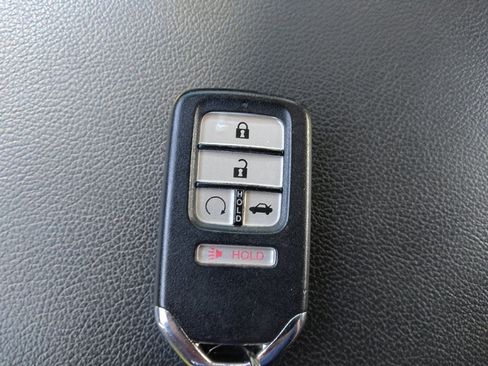 Used 2021 Honda Accord EX-L image 32