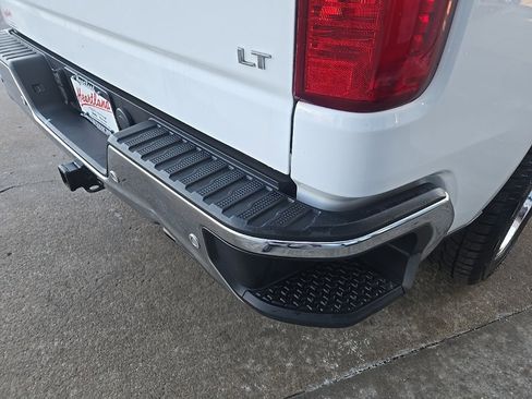 Used 2021 Chevrolet Silverado 1500 LT w/ Z71 Off-Road Package image 20