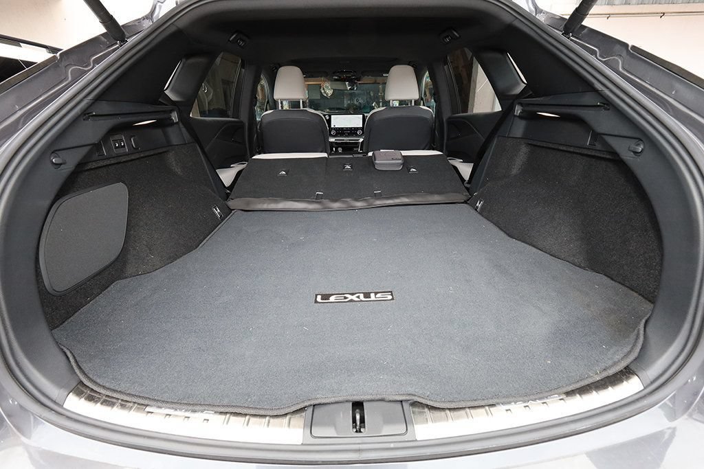 Used 2024 Lexus RX 350 Premium Plus w/ Accessory Package (Z1) FWD image 19