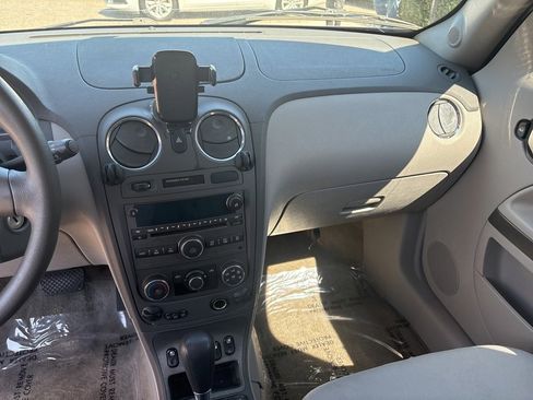 Used 2006 Chevrolet HHR LT image 12