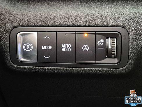 Certified 2026 GMC Terrain Elevation w/ Elevation Premium Package FWD image 19