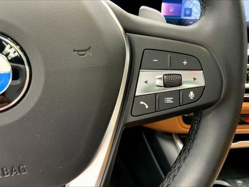 Certified 2023 BMW 330i xDrive Sedan w/ Driving Assistance Package image 17